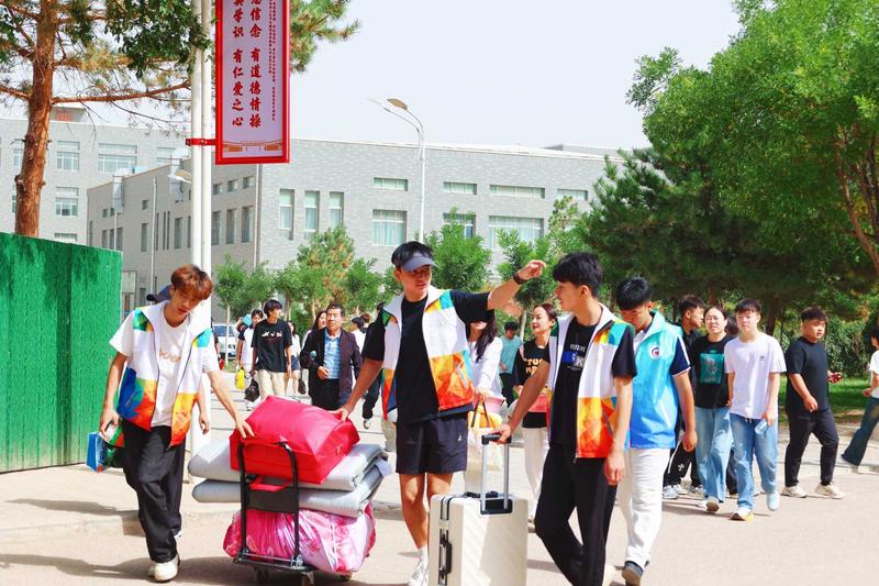 明日报纸二版  甘冶院3845名2025(1267046)-20250915091357.jpg